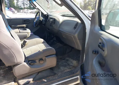 2003 Ford F-150 Lariat/Xl/Xlt из США, поврежденный, VIN 1FTRX18W93NB57177